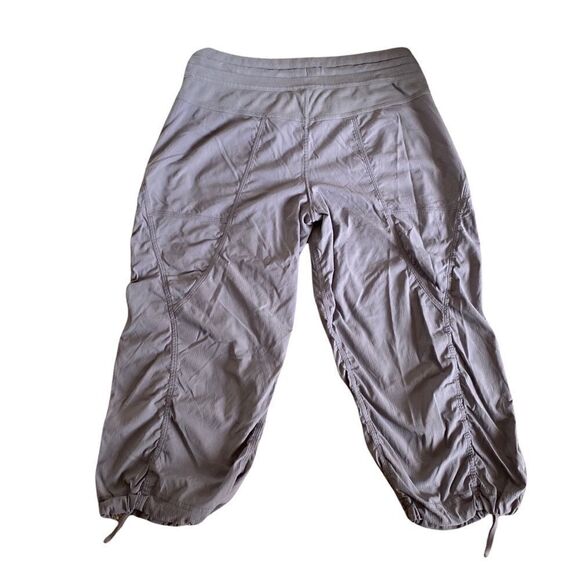 Lululemon Gray Studio Crop Athletic Pants Size 8 - Picture 3 of 7